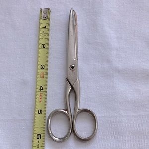 RUSTLESS SCISSORS